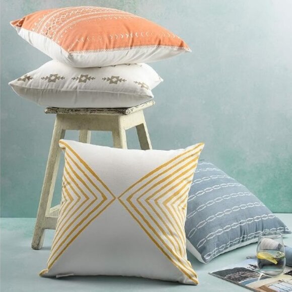 Bohemian Pillow Covers 18"x18", Set of 4 - Picture 1 of 11